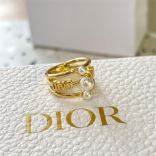Dior Dior Evolution size 6、7、8 Ring High Quality  (only 1 piece for each account)