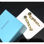 Tiffany HardWear Ear-nail High Quality  (only 1 piece for each account)