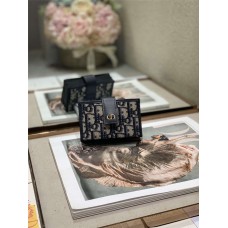 Dior wallet  Best quality  (only 1 piece for each account)