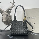 BV Andiamo Parachut  21x16.5x17cm (Best Quality replica)