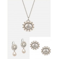 Designer Ear Stud New Shebag Quality Standard 