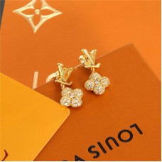 Designer Ear Stud New Shebag Quality Standard 