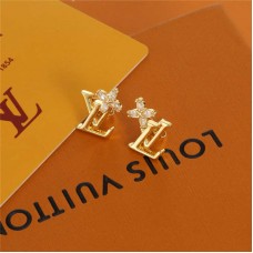 Designer Ear Stud New Shebag Quality Standard 