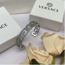 Designer Bracelet Size 17cm 19cm and more New Shebag Quality Standard 