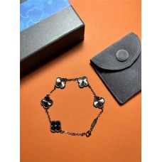 Designer Bracelet Size 17cm 19cm and more New Shebag Quality Standard 