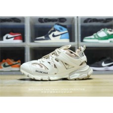 Balenciaga sneakers Size: 36 36.5 37.5 38 38.5 39 40 40.5 41 42 42.5 43 44 44.5 45 46 47.5  New Shebag Quality Standard