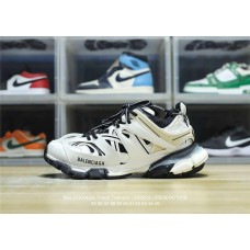 Balenciaga sneakers Size: 36 36.5 37.5 38 38.5 39 40 40.5 41 42 42.5 43 44 44.5 45 46 47.5  New Shebag Quality Standard