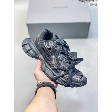 Balenciaga sneakers Size: 36 36.5 37.5 38 38.5 39 40 40.5 41 42 42.5 43 44 44.5 45 46 47.5  New Shebag Quality Standard