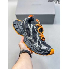 Balenciaga sneakers Size: 36 36.5 37.5 38 38.5 39 40 40.5 41 42 42.5 43 44 44.5 45 46 47.5  New Shebag Quality Standard
