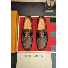 Louis Vuitton and other Sneakers  Size: 36 36.5 37.5 38 38.5 39 40 40.5 41 42 42.5 43 44 44.5 45 46 47.5  New Shebag Quality Standard