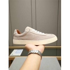 Trendy Sneakers  Size: 36 36.5 37.5 38 38.5 39 40 40.5 41 42 42.5 43 44 44.5 45 46 47.5  New Shebag Quality Standard