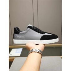 Trendy Sneakers  Size: 36 36.5 37.5 38 38.5 39 40 40.5 41 42 42.5 43 44 44.5 45 46 47.5  New Shebag Quality Standard