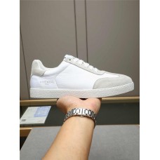 Trendy Sneakers  Size: 36 36.5 37.5 38 38.5 39 40 40.5 41 42 42.5 43 44 44.5 45 46 47.5  New Shebag Quality Standard