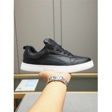 Trendy Sneakers  Size: 36 36.5 37.5 38 38.5 39 40 40.5 41 42 42.5 43 44 44.5 45 46 47.5  New Shebag Quality Standard