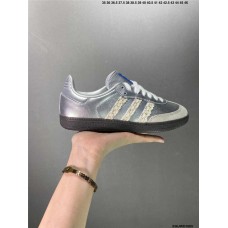 Trendy Sneakers  Size: 36 36.5 37.5 38 38.5 39 40 40.5 41 42 42.5 43 44 44.5 45 46 47.5  New Shebag Quality Standard