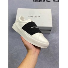 Trendy Sneakers  Size: 36 36.5 37.5 38 38.5 39 40 40.5 41 42 42.5 43 44 44.5 45 46 47.5  New Shebag Quality Standard
