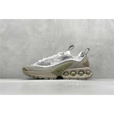 Trendy Sneakers  Size: 36 36.5 37.5 38 38.5 39 40 40.5 41 42 42.5 43 44 44.5 45 46 47.5  New Shebag Quality Standard