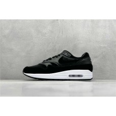 Trendy Sneakers  Size: 36 36.5 37.5 38 38.5 39 40 40.5 41 42 42.5 43 44 44.5 45 46 47.5  New Shebag Quality Standard