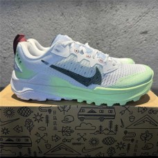 Trendy Sneakers  Size: 36 36.5 37.5 38 38.5 39 40 40.5 41 42 42.5 43 44 44.5 45 46 47.5  New Shebag Quality Standard