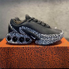 Trendy Sneakers  Size: 36 36.5 37.5 38 38.5 39 40 40.5 41 42 42.5 43 44 44.5 45 46 47.5  New Shebag Quality Standard