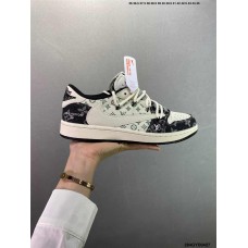 Trendy Sneakers  Size: 36 36.5 37.5 38 38.5 39 40 40.5 41 42 42.5 43 44 44.5 45 46 47.5  New Shebag Quality Standard