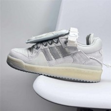Trendy Sneakers  Size: 36 36.5 37.5 38 38.5 39 40 40.5 41 42 42.5 43 44 44.5 45 46 47.5  New Shebag Quality Standard