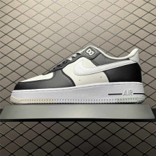 Nike Air Force 1 Sneakers AF1 Size: 36 36.5 37.5 38 38.5 39 40 40.5 41 42 42.5 43 44 44.5 45 46 47.5  New Shebag Quality Standard