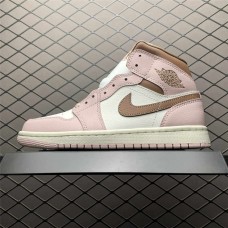 Nike Air Jordan 1 Sneakers AJ1 Size: 36 36.5 37.5 38 38.5 39 40 40.5 41 42 42.5 43 44 44.5 45 46 47.5  New Shebag Quality Standard