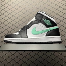 Nike Air Jordan 1 Sneakers AJ1 Size: 36 36.5 37.5 38 38.5 39 40 40.5 41 42 42.5 43 44 44.5 45 46 47.5  New Shebag Quality Standard