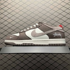 Nike Dunk Sneakers Size: 36 36.5 37.5 38 38.5 39 40 40.5 41 42 42.5 43 44 44.5 45 46 47.5  New Shebag Quality Standard