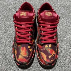 Nike Dunk Sneakers Size: 36 36.5 37.5 38 38.5 39 40 40.5 41 42 42.5 43 44 44.5 45 46 47.5  New Shebag Quality Standard