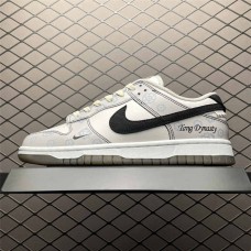 Nike Dunk Sneakers Size: 36 36.5 37.5 38 38.5 39 40 40.5 41 42 42.5 43 44 44.5 45 46 47.5  New Shebag Quality Standard