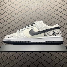 Nike Dunk Sneakers Size: 36 36.5 37.5 38 38.5 39 40 40.5 41 42 42.5 43 44 44.5 45 46 47.5  New Shebag Quality Standard