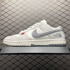 Nike Dunk Sneakers Size: 36 36.5 37.5 38 38.5 39 40 40.5 41 42 42.5 43 44 44.5 45 46 47.5  New Shebag Quality Standard