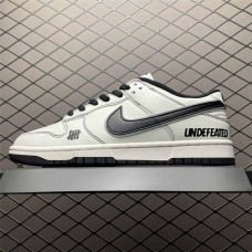 Nike Dunk Sneakers Size: 36 36.5 37.5 38 38.5 39 40 40.5 41 42 42.5 43 44 44.5 45 46 47.5  New Shebag Quality Standard