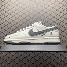 Nike Dunk Sneakers Size: 36 36.5 37.5 38 38.5 39 40 40.5 41 42 42.5 43 44 44.5 45 46 47.5  New Shebag Quality Standard