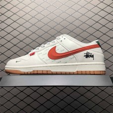 Nike Dunk Sneakers Size: 36 36.5 37.5 38 38.5 39 40 40.5 41 42 42.5 43 44 44.5 45 46 47.5  New Shebag Quality Standard