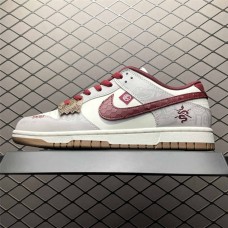 Nike Dunk Sneakers Size: 36 36.5 37.5 38 38.5 39 40 40.5 41 42 42.5 43 44 44.5 45 46 47.5  New Shebag Quality Standard