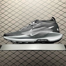 Nike Zoom Sneakers  Size: 36 36.5 37.5 38 38.5 39 40 40.5 41 42 42.5 43 44 44.5 45 46 47.5  New Shebag Quality Standard