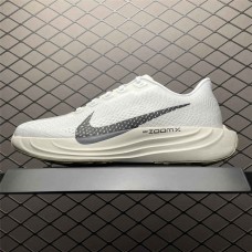 Nike Zoom Sneakers  Size: 36 36.5 37.5 38 38.5 39 40 40.5 41 42 42.5 43 44 44.5 45 46 47.5  New Shebag Quality Standard