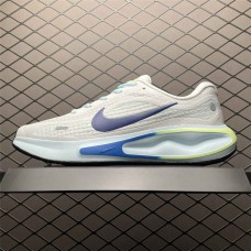 Nike Zoom Sneakers  Size: 36 36.5 37.5 38 38.5 39 40 40.5 41 42 42.5 43 44 44.5 45 46 47.5  New Shebag Quality Standard