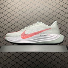 Nike Zoom Sneakers  Size: 36 36.5 37.5 38 38.5 39 40 40.5 41 42 42.5 43 44 44.5 45 46 47.5  New Shebag Quality Standard