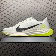 Nike Zoom Sneakers  Size: 36 36.5 37.5 38 38.5 39 40 40.5 41 42 42.5 43 44 44.5 45 46 47.5  New Shebag Quality Standard