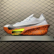 Nike Zoom Sneakers  Size: 36 36.5 37.5 38 38.5 39 40 40.5 41 42 42.5 43 44 44.5 45 46 47.5  New Shebag Quality Standard