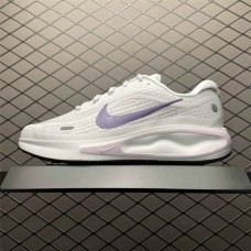 Nike Zoom Sneakers  Size: 36 36.5 37.5 38 38.5 39 40 40.5 41 42 42.5 43 44 44.5 45 46 47.5  New Shebag Quality Standard