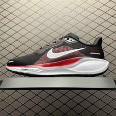 Nike Zoom Sneakers  Size: 36 36.5 37.5 38 38.5 39 40 40.5 41 42 42.5 43 44 44.5 45 46 47.5  New Shebag Quality Standard