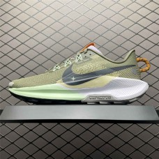 Nike Zoom Sneakers  Size: 36 36.5 37.5 38 38.5 39 40 40.5 41 42 42.5 43 44 44.5 45 46 47.5  New Shebag Quality Standard