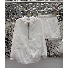 Chanel Clothing size S M L (Size chart below) comment size and color