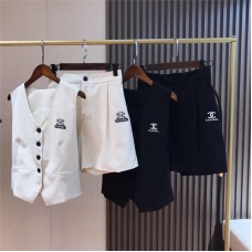 Chanel Clothing size S M L (Size chart below) comment size and color
