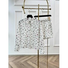 Chanel Clothing size S M L (Size chart below) comment size and color